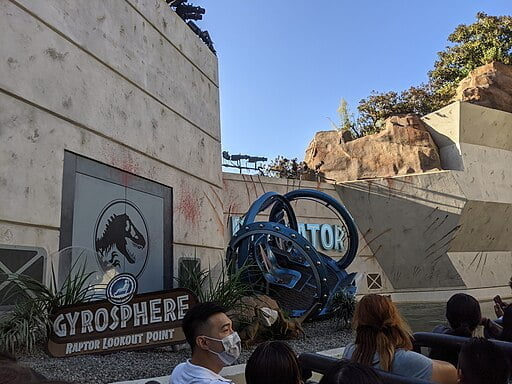 Jurassic World - The Ride Gyrosphere